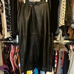 Black Midi Pencil Skirt for Night Out